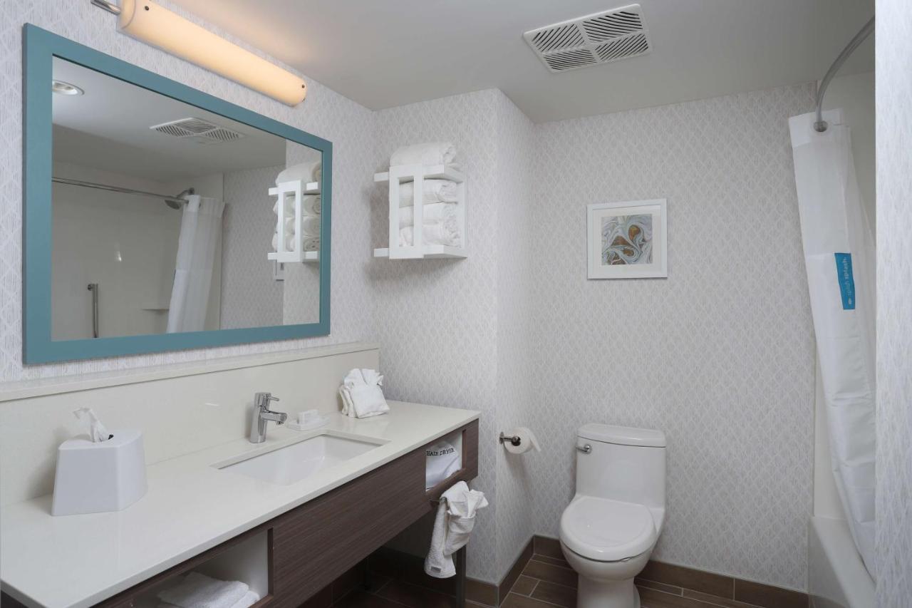 Hampton Inn & Suites Manistee, Mi Ngoại thất bức ảnh